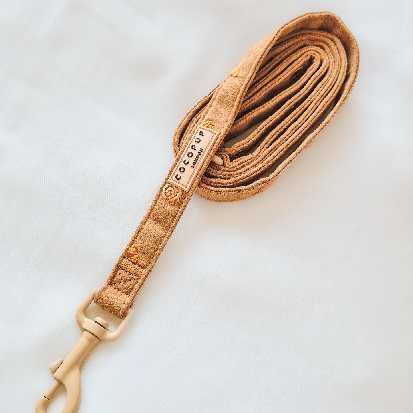 Pawtisserie leash 