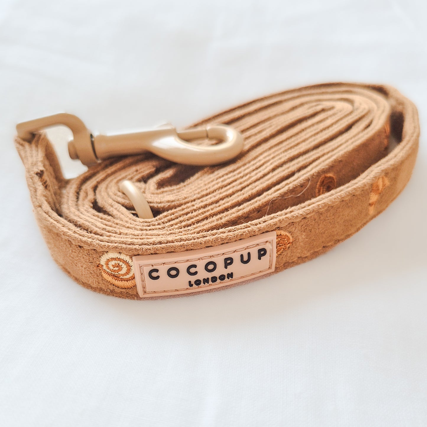 Pawtisserie leash 